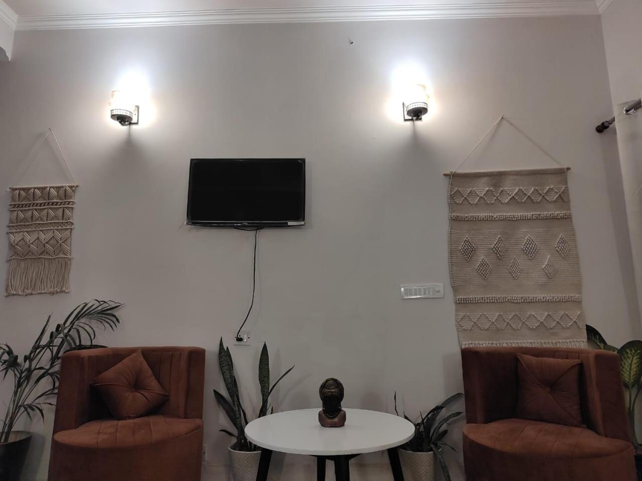 Atharva'S Homestay, Nehru Enclave New Delhi Exterior photo
