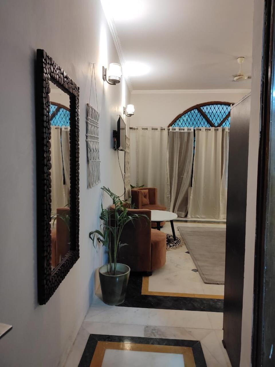 Atharva'S Homestay, Nehru Enclave New Delhi Exterior photo